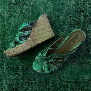 4” blue snakeskin wedges with lift u & your style all summer long